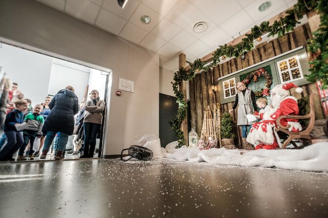 Andriaus Pelakausko nuotr./Fotografas Andrius Pelakauskas pakvietė į renginį „Kalėdų senelio laiško diena“.  Visi surinkti pinigai paaukoti vaikams.