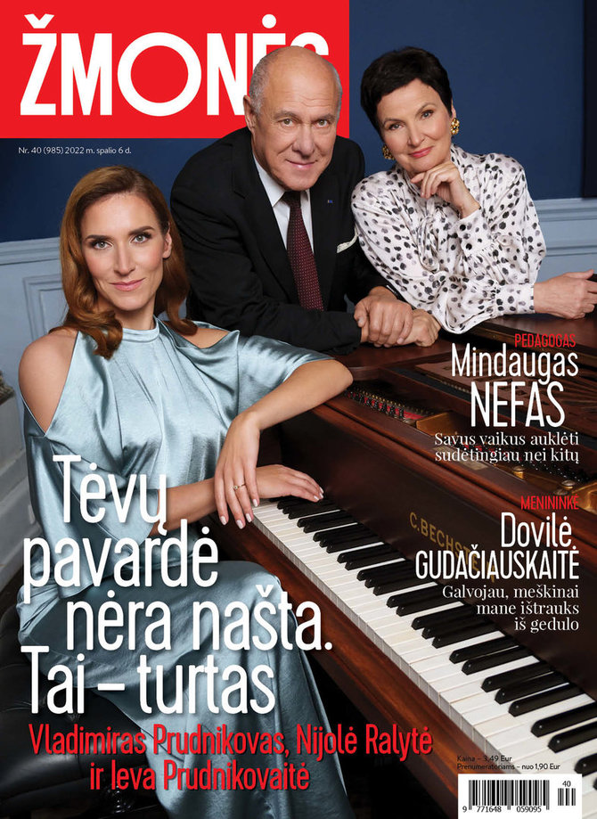 Žurnalo „Žmonės“ viršelis/Vladimiras Prudnikovas, Nijolė Ralytė ir Ieva Prudnikovaitė