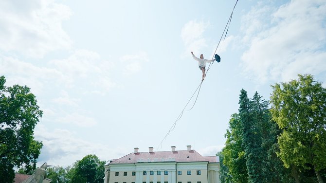 Gėlių, meno ir meilės festivalis Pakruojo dvare