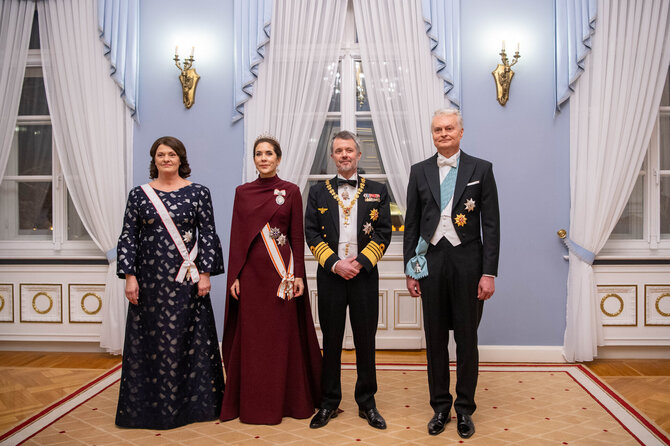 LR Prezidento kanceliarijos nuotr./Lietuvos pirmosios poros valstybinė vakarienė Danijos Karaliaus ir Karalienės garbei