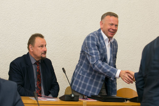 Juliaus Kalinsko / 15min nuotr./Sigutis Obelevičius (kairėje), Antanas Čepononis (dešinėje)