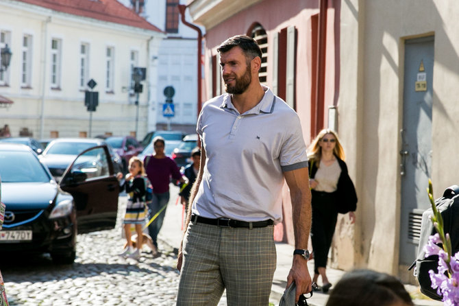 Juliaus Kalinsko / 15min nuotr./Kšištofo ir Tatjanos jaunėlės Emili Rugsėjo 1-osios akimirka