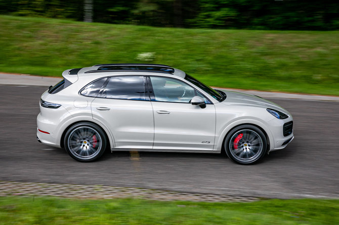 Juliaus Kalinsko / 15min nuotr./Porsche Cayenne GTS