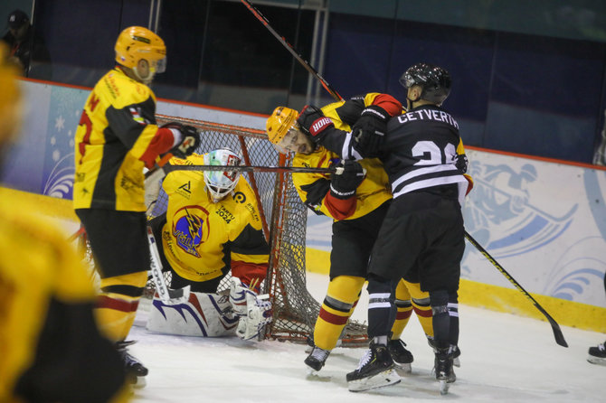 Juliaus Kalinsko / 15min nuotr./Kontinentinės taurės rungtynės: Vilniaus „Hockey Punks“ – Tartu „VALK494“