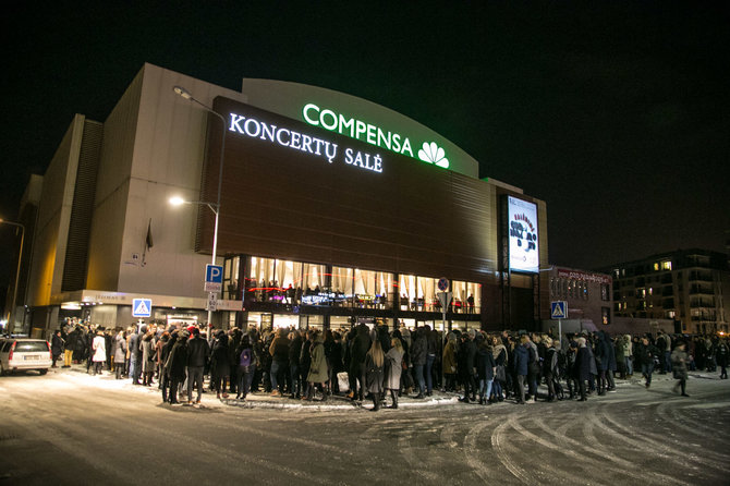 Juliaus Kalinsko / 15min nuotr./Grupės „The xx“ koncerto Vilniuje akimirka