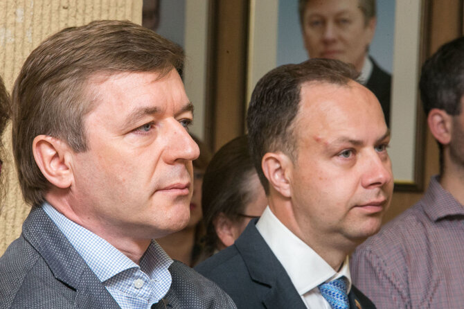 Juliaus Kalinsko / 15min nuotr./Ramūnas Karbauskis ir Aurelijus Veryga
