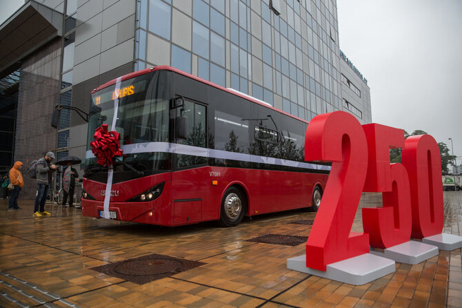 Juliaus Kalinsko / 15min nuotr./Nauji Vilniaus autobusai