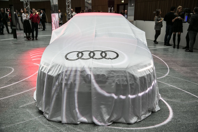 Juliaus Kalinsko / 15min nuotr./„Audi A8“ pristatymo akimirka