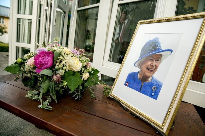 Juliaus Kalinsko / 15min nuotr./Elizabeth II 92-ojo gimtadienio minėjimas Vilniuje