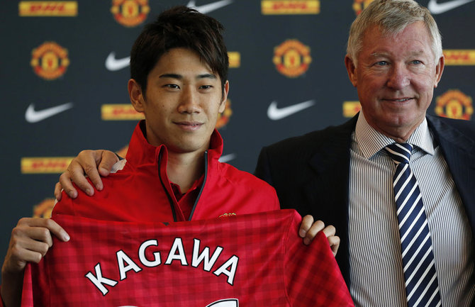 „Reuters“/„Scanpix“ nuotr./Shinji Kagawa ir Alexas Fergusonas