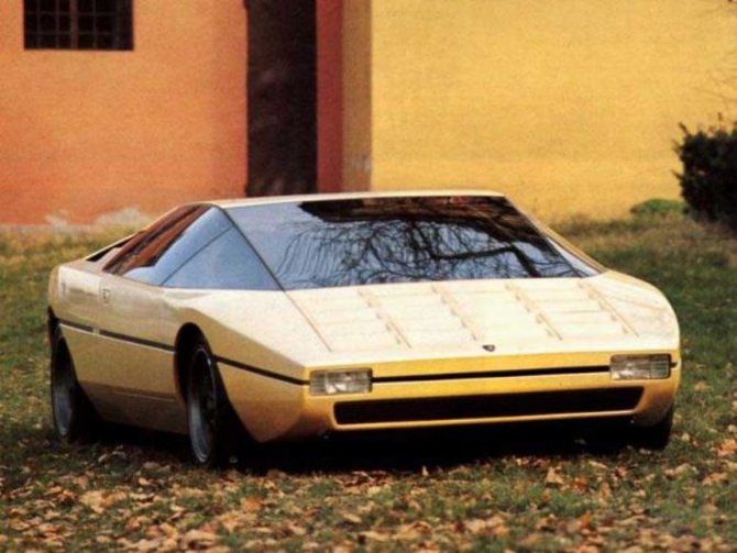 Gamintojo nuotr./1974 m. „Lamborghini Bravo”