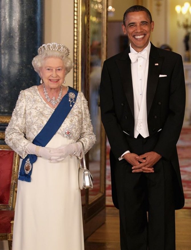 PA/„Scanpix“ nuotr./Didžiosios Britanijos karalienė Elizabeth II ir JAV prezidentas Barackas Obama