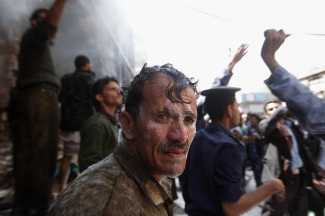 „Reuters“/„Scanpix“ nuotr./Jemene nukrito kariškių lėktuvas