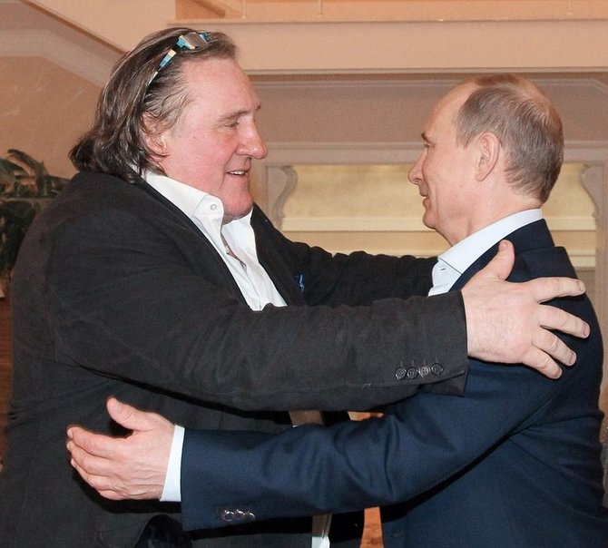 AFP/„Scanpix“ nuotr./Prancūzijos aktorius Gerrardas Depardieu ir Rusijos prezidentas Vladimiras Putinas