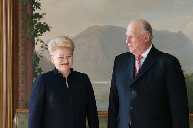 President.lt/Dž.  Foto av G. Barysaitė/Dalia Grybauskaitė og kong Haraldas V av Norge