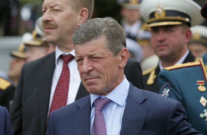 „Reuters“/„Scanpix“ nuotr./Rusijos vicepremjeras Dmitrijus Kozakas Sevastopolyje