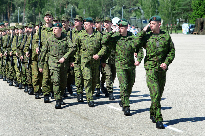 Alfredo Pliadžio nuotr./Lietuvos valstybei priesaiką davė 86 kariuomenės naujokai