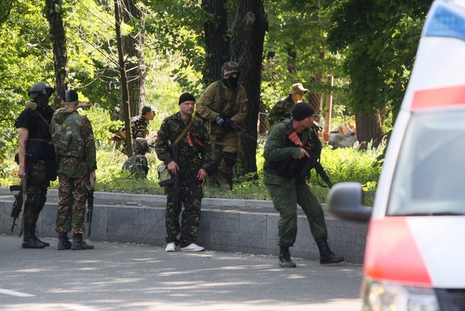 AFP/„Scanpix“ nuotr./Prorusiški teroristai Donecke