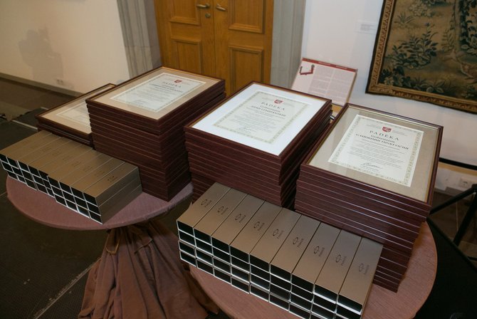 Andriaus Ufarto/BFL nuotr./Geriausių abiturientų apdovanojimų ceremonija Valdovų rūmuose.