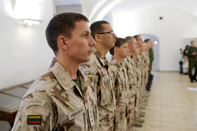 Alfredo Pliadžio nuotr./Iš Afganistano grįžusių Lietuvos karių sutiktuvės