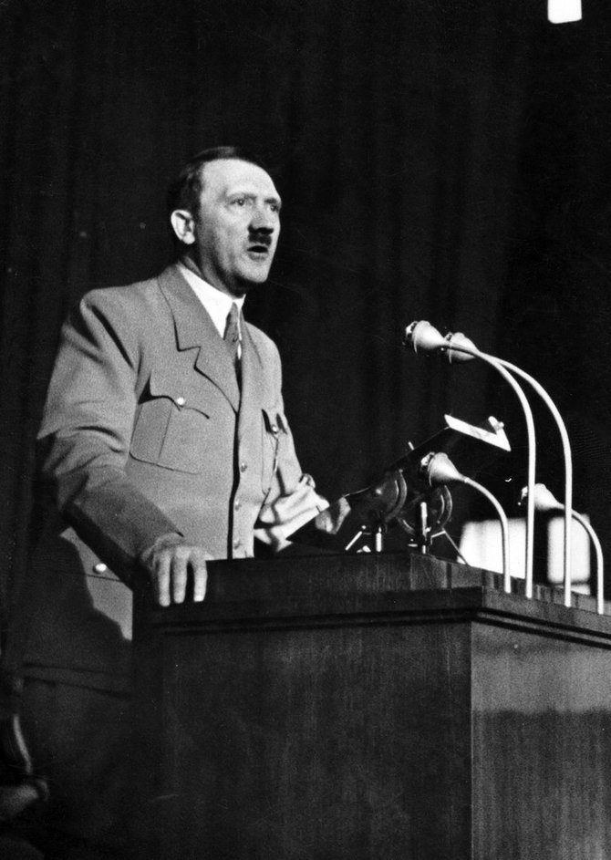 „Scanpix“/„Picture-Alliance“ nuotr./Adolfas Hitleris 1936 m. kovo 25 d.