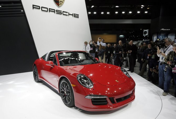 „Scanpix“/AP nuotr./„Porsche 911 Targa GTS“