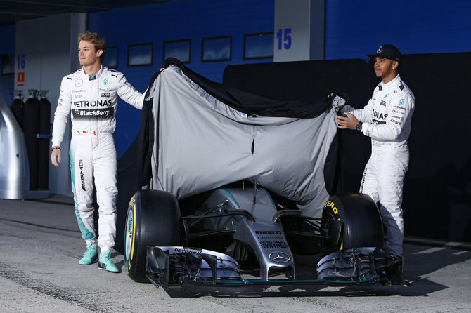 „Scanpix“/HZ/PIXATHLON/SIPA nuotr./Nico Rosbergas ir Lewisas Hamiltonas