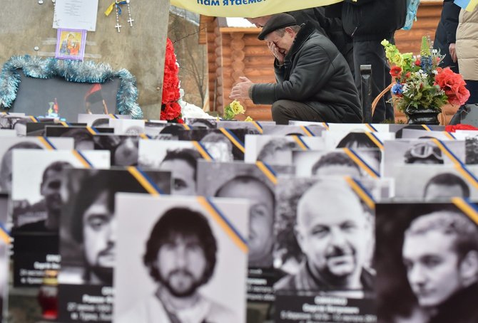 AFP/„Scanpix“ nuotr./Kijeve minimos Maidano aukų žūties metinės