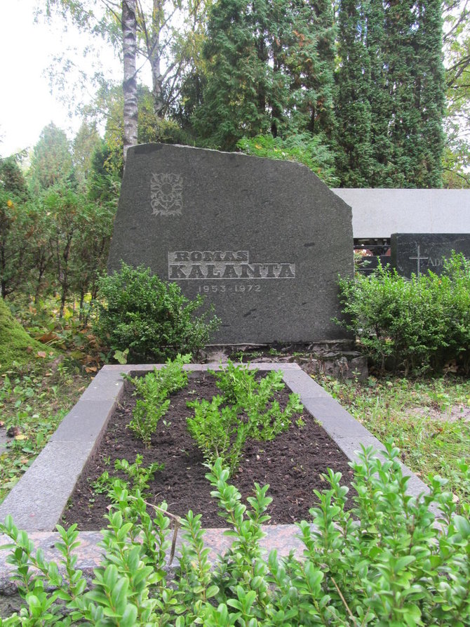 LGGRTC archyvo nuotr./R.Kalantos kapas I-osiose Romainių kapinėse. Kaunas, 2013 m. 