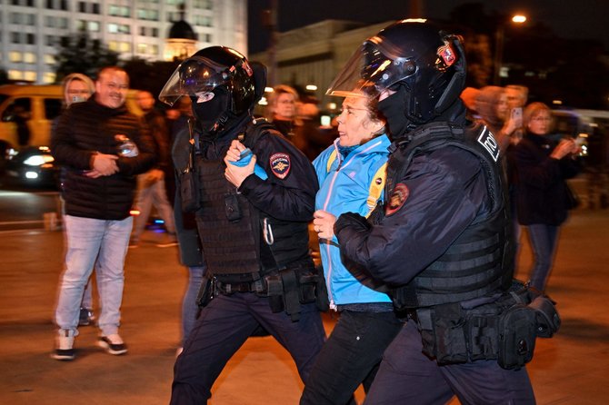 AFP/„Scanpix“ nuotr./Protestai Rusijoje