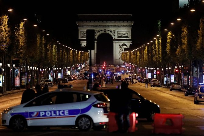 AFP/„Scanpix“ nuotr./Paryžiuje aidėjo šūviai