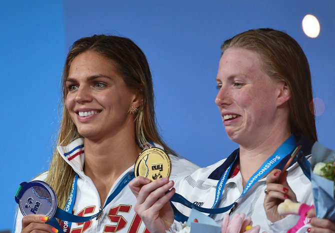 „Scanpix“ nuotr./Julija Jefimova ir Lilly King