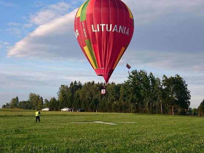 Aušros Venckienės nuotr./2017 m. Lietuvos karšto oro balionų čempionatas Plungėje