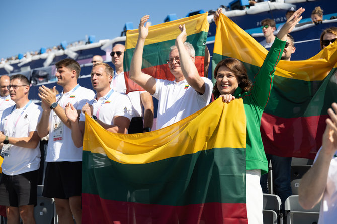 Eitvydo Kinaičio nuotr./Olimpines irklavimo varžybas stebėjo ir šalies prezidentas Gitanas Nausėda