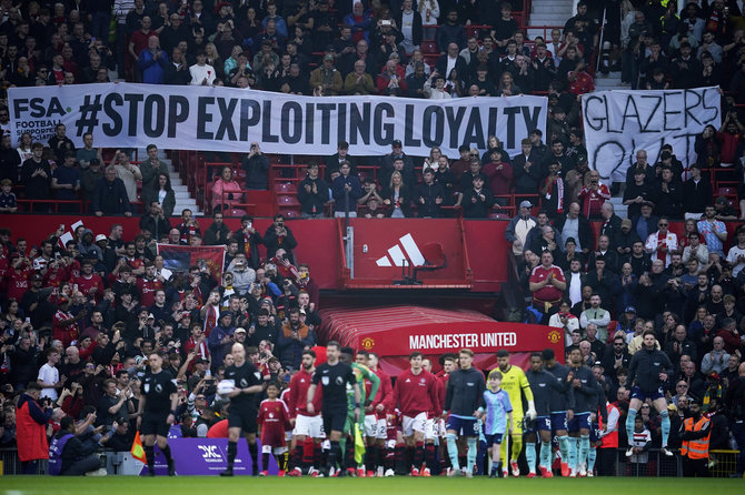 „Scanpix“ nuotr./„Manchester United“ sirgalių protestas