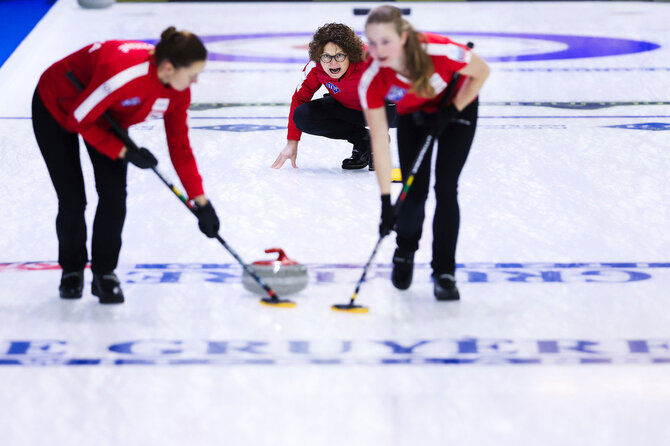 World Curling nuotr./Lietuvos moterų akmenslydžio rinktinė