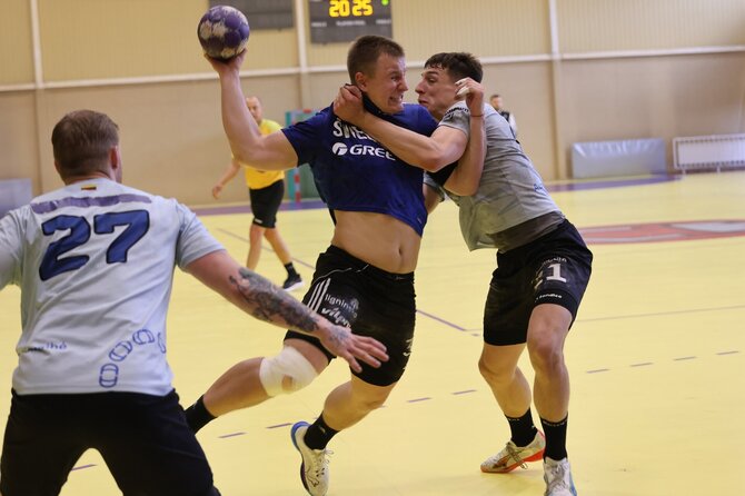 Rankinis.lt nuotr./„Šviesa“ – „Dragūnas“