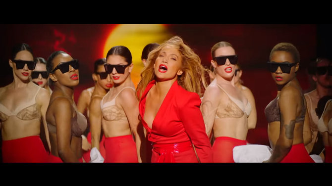 Video kadras/Jennifer Lopez vaizdo klipe „Limitless“