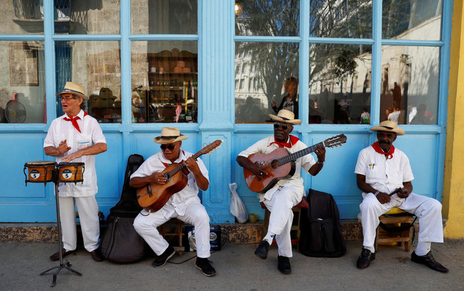 „Reuters“/„Scanpix“ nuotr./Princo Charleso vizitas Kuboje