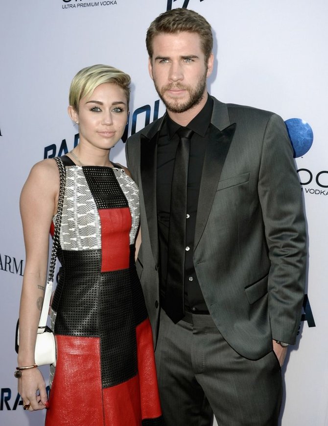 AFP/„Scanpix“ nuotr./Liamas Hemsworthas ir Miley Cyrus anksčiau buvo susižadėję