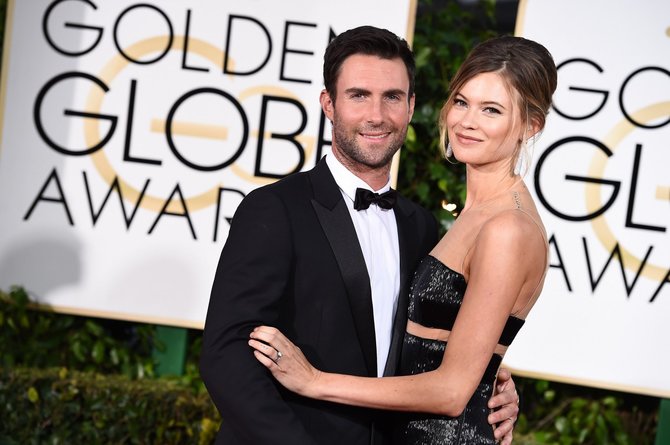 „Scanpix“/AP nuotr./Adamas Levine'as ir Behati Prinsloo