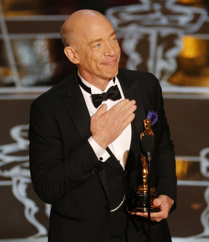 „Reuters“/„Scanpix“ nuotr./J.K. Simmonsas apdovanotas geriausio antraplanio aktoriaus statulėle