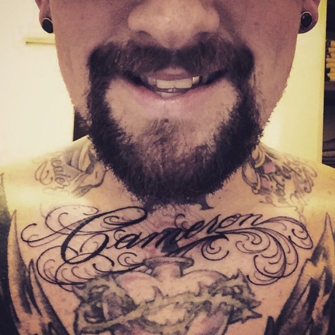 „Instagram“ nuotr./Benji Maddeno tatuiruotė, skirta žmonai Cameron Diaz