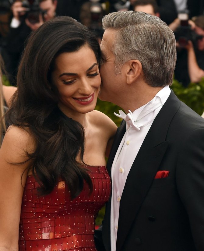 AFP/„Scanpix“ nuotr./George'as Clooney su žmona Amal Clooney 