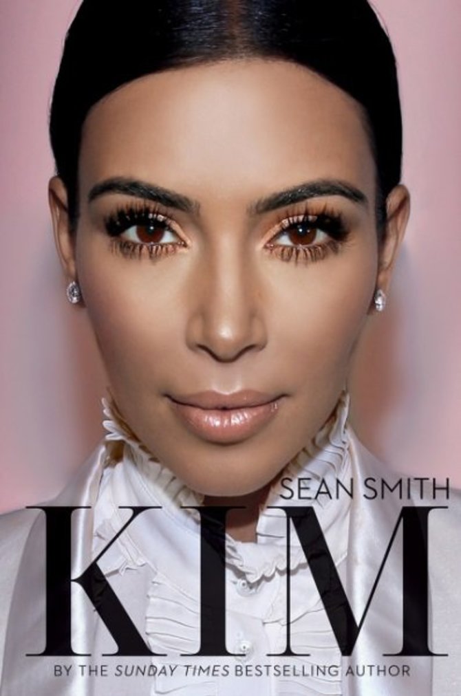 harpercollins.com/Knygos apie Kim Kardashian viršelis