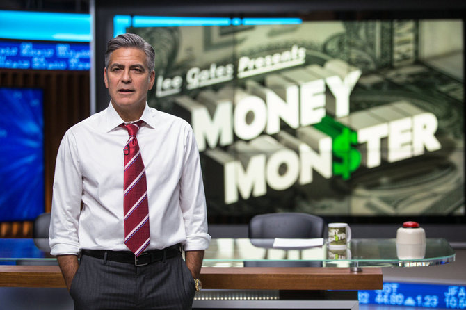 Kadras iš filmo/George'as Clooney filme „Pinigų monstras“