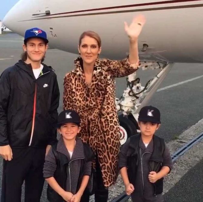 „Instagram“ nuotr./Celine Dion su sūnumi Rene-Charlesu ir Eddy bei Nelsonu