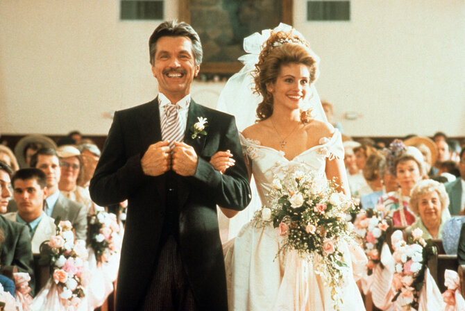 Vida Press nuotr./Tomas Skerrittas ir Julia Roberts filme „Plieninės magnolijos“ (1989 m.)