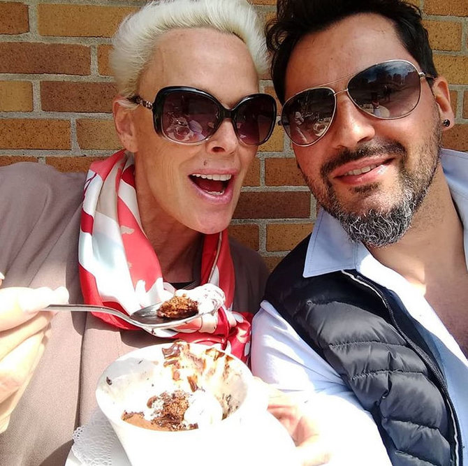 „Instagram“ nuotr./Brigitte Nielsen ir jos vyras Mattio Dessi