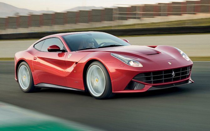 Gamintojo nuotr./„Ferrari F12 Berlinetta“